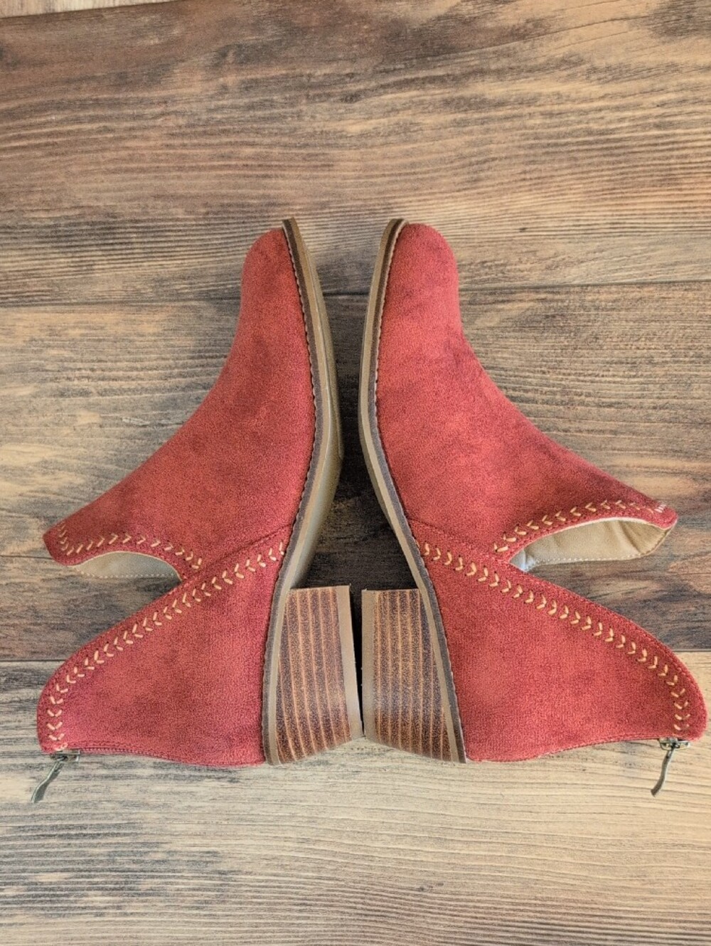 Corkys Rust Faux Suede Cutout Ankle Bluffin Bootie Boots NIB 7       578A - Picture 4 of 9